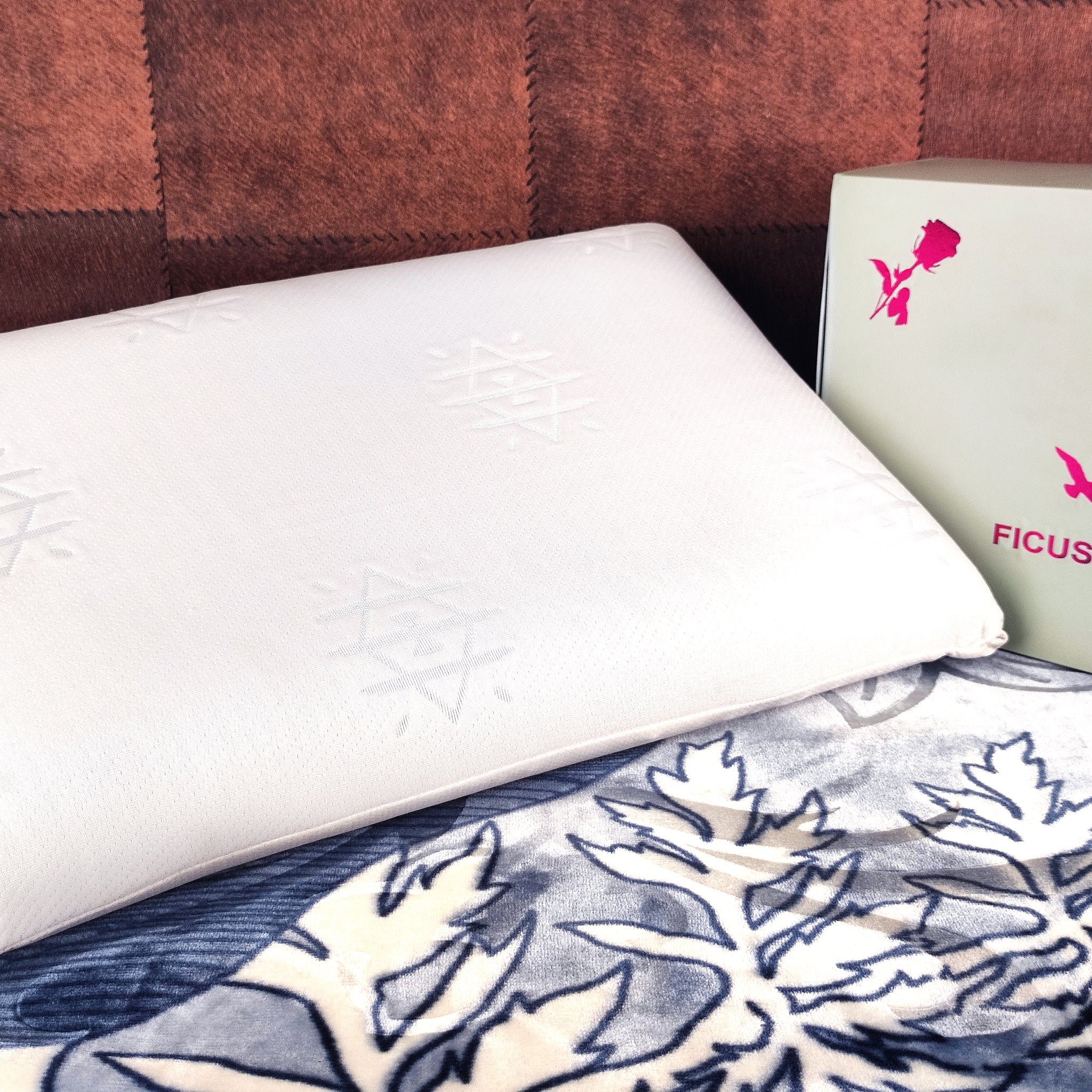 Premium Pillow with Supportive memory fiber clusters