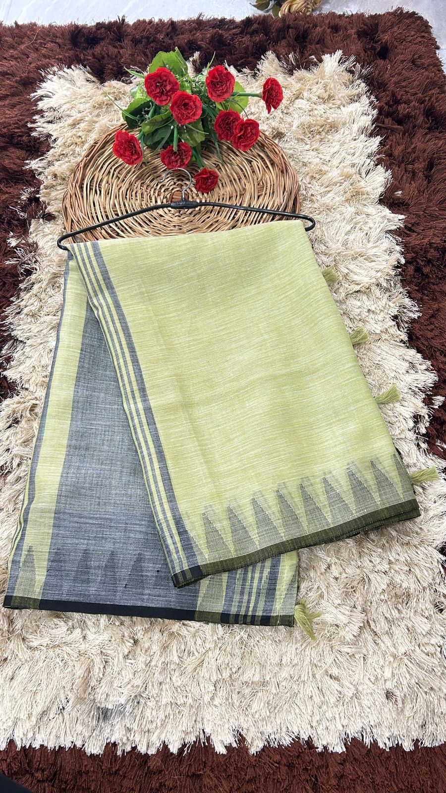 Ficuster Whispers of Linen Elegance